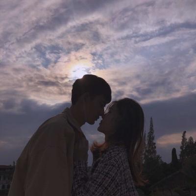 微信情侣头像一对两张    流年、执子之手