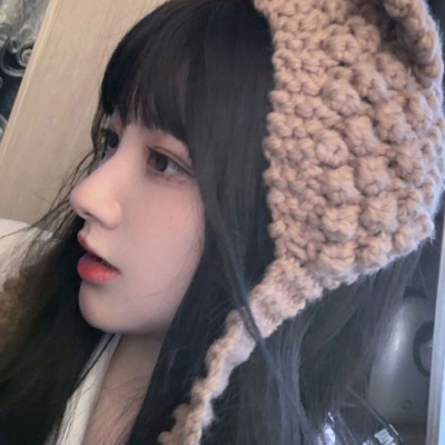 念七 女生精致优雅冷艳头像