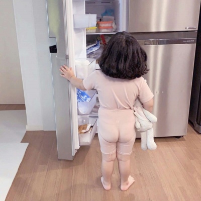 乔姒   微信超可爱萌娃头像/请你当我手心里的宝