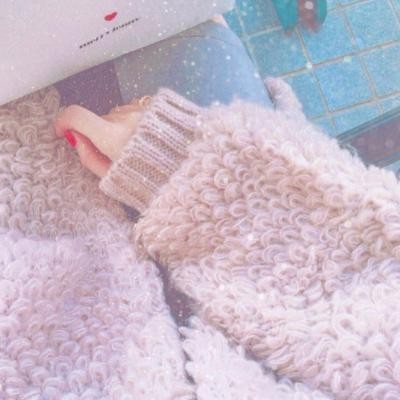 我两手空空  但心事重重