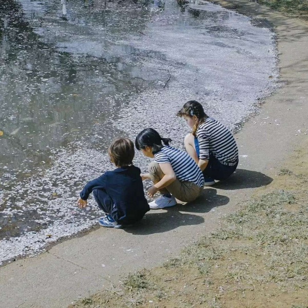 醒时捕光 睡时捉梦