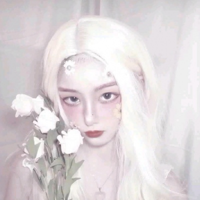 巫婆/你的眼睛很好看，我可以把他扣下来吗