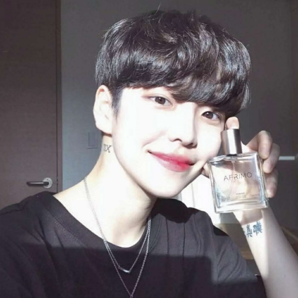 皆甜:男头/初遇你，第一次心动模式。