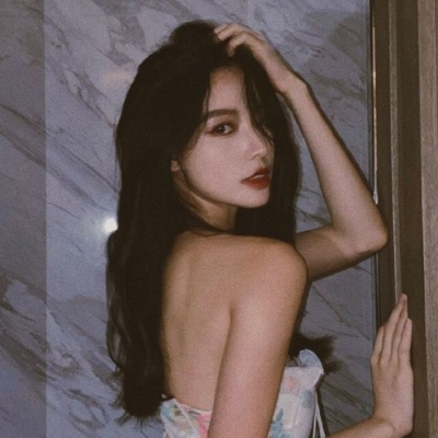 沐糖/你在时你就是世界，你不在时世界都是你。