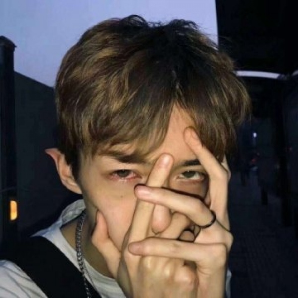 沈曦：成熟欧美微信男头