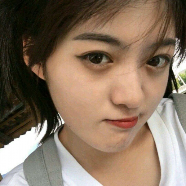 季清（微信气质女生头像）