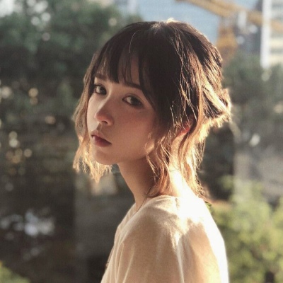 人们把难言的爱埋在土壤里