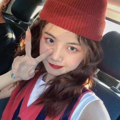 念七 帽子控女生精致帅气头像