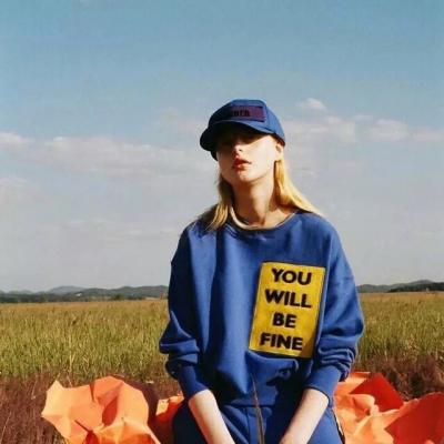 小清新蓝色系的欧美女生头像大全   好久没有遇到你