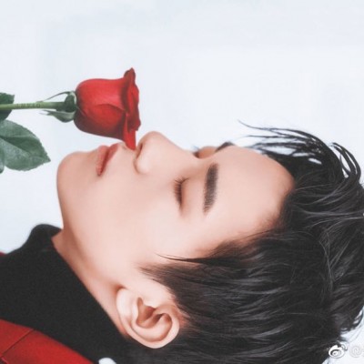 易烊千玺 ❤️❤️❤️❤️