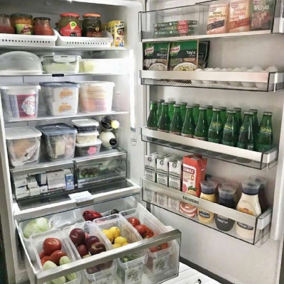 被放满的冰箱超满足的感脚