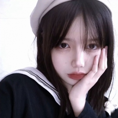 十里:微信头像/女生/我也想关心你 可我又是你的谁.