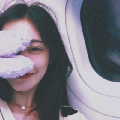 允言/唯美微信女/希望你在人群中是最快乐的