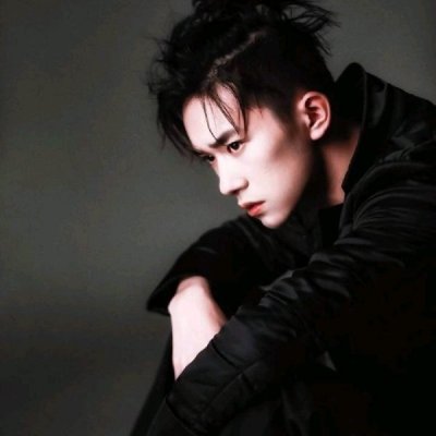 允言：易烊千玺系列男头_遇见你 满是心酸