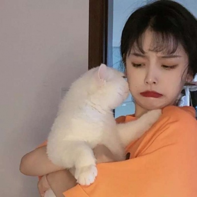 花开如火，也如寂寞