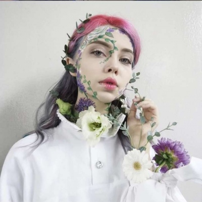 撞色/优选/干净/个性头像(´͈ꄃ `͈嘻嘻，今天又是开心的一天