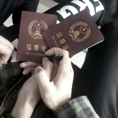 江喻绾   背景图/手控/执君之手，与君偕老。♡