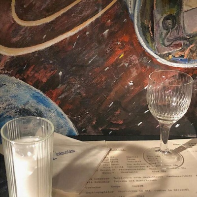 温柔背景图/“温柔扑空才能长记性”这会我是真长记性了