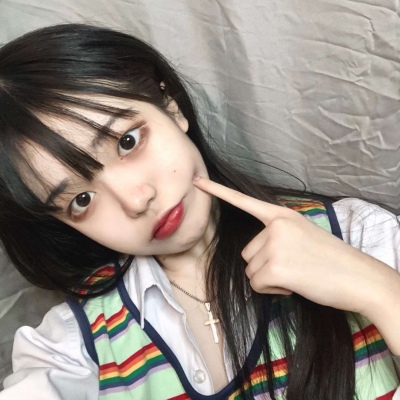 ks自截女头可爱时尚魅力/相遇总有原因 不是恩赐就是教训