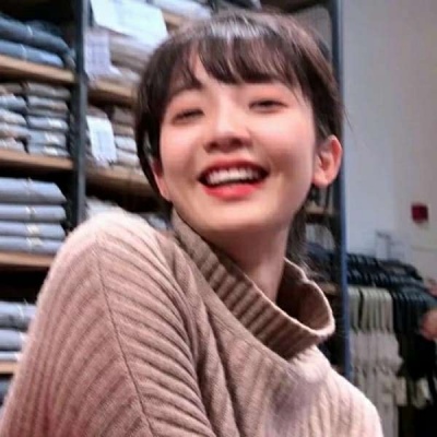 迟简 女生头像  权是个好东西