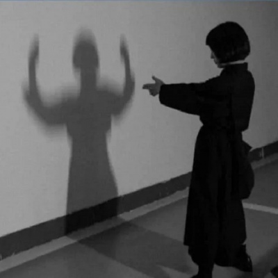 黎苏/女生丧头/孤独成瘾