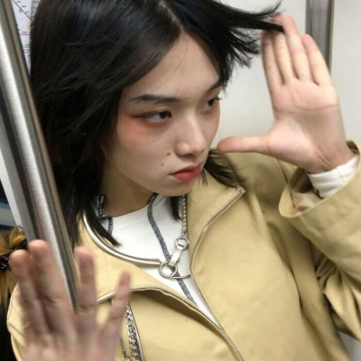 微信冷淡高雅御姐风女头