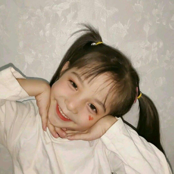 念七 精致头像女生萌娃