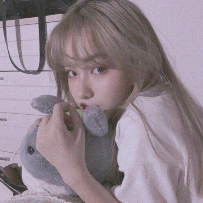 念七 御姐女生闺蜜头像