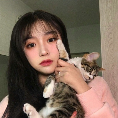 绾安#三人闺蜜#我见过没有雨而来的彩虹，有人说是虹光