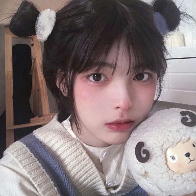 可爱彩妆女生魅力头像