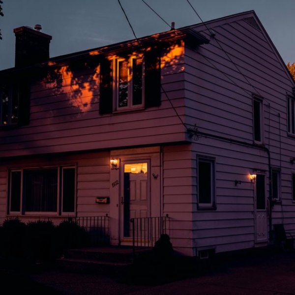 扼杀/黄昏的☁️是什么颜色？