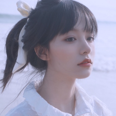 白灏宇:微信头像/女生/森系/从此热爱世界 无最爱 无例外.