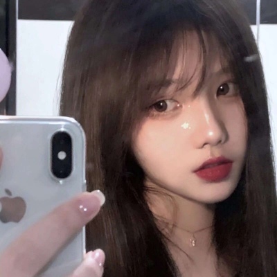 客桥：干净知性微信女头 怎么样 夏天和我去看海吗