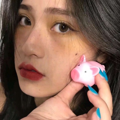 溺毙:成熟简单气质魅力风女头.再等一下  天黑我就去给你摘星星