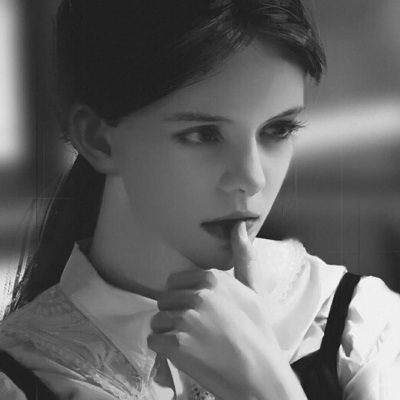 念七 黑白女生御姐气质原宿风头像