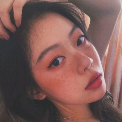 允言/成熟微信女头/整日无所事事却未感半分轻松