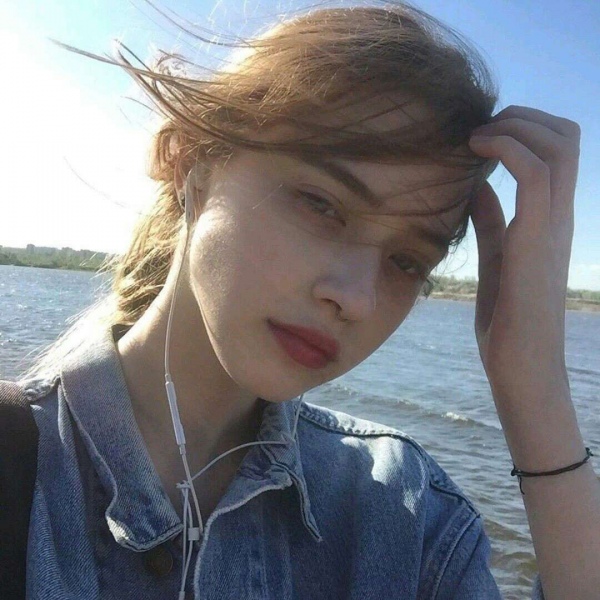 念七 欧美女生头像