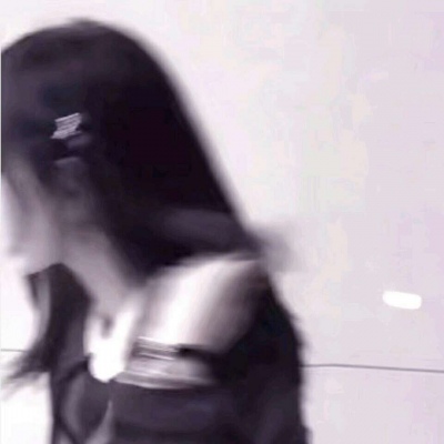 个性高冷女头/好看到模糊