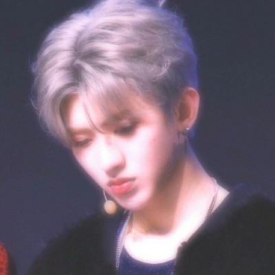 披金成王，伴坤远航