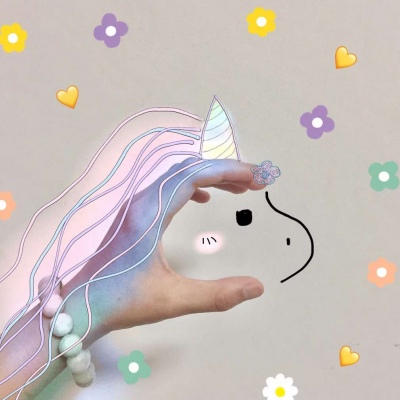 草莓粥：独角兽?️?️?️