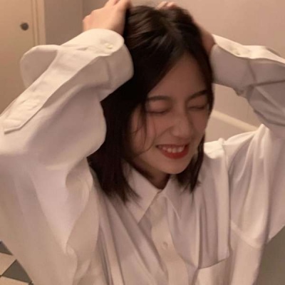 微信女生头像   第一眼心动是你.?