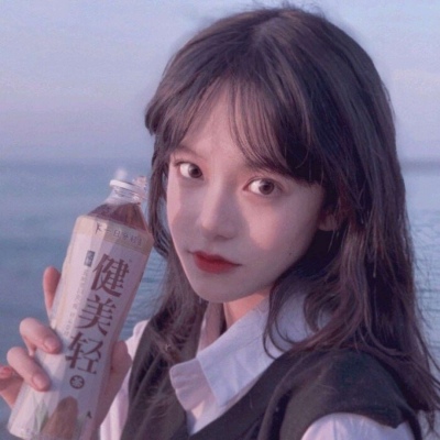 溺毙:唯美治愈系气质温柔女头.拥有极致抑郁和绝对理性的人是神