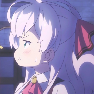 妤儿:情侣头像 超甜:我要睡觉了，帮我关下月亮?