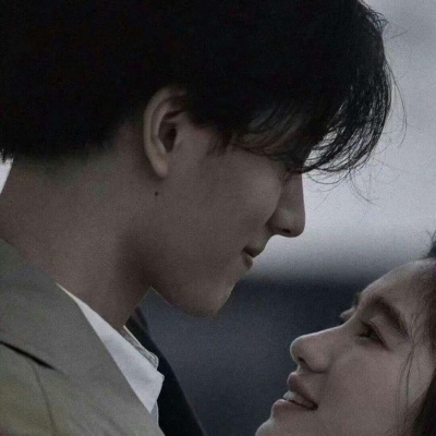 真人情侣头像浪漫 所以你认真了吗