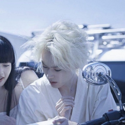 一对两张真人情侣恩爱头像 念七