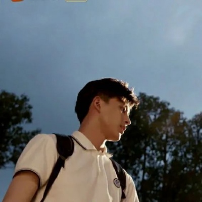 我其实很好，你要不要试着喜欢我一下.z