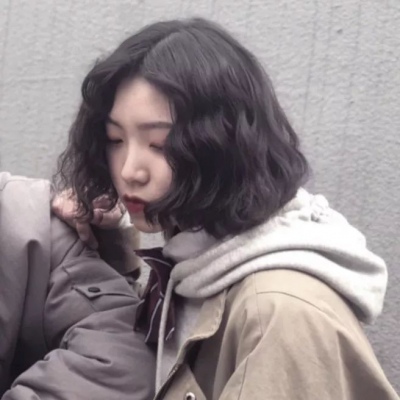 真人情头/一组甜甜的情侣头像