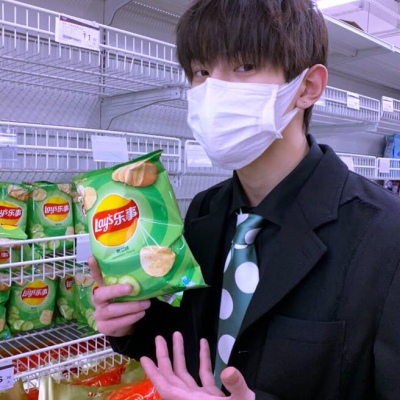 宋知意/个性情头 女友不是人系列