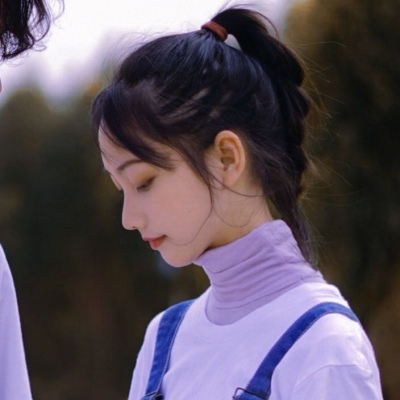 一对两张真人情侣恩爱清新头像 念七