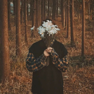 好好珍惜爱你的那个她（他）吧